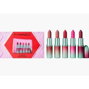 New M.A.C five maximal matte lipstick gift set & zip bag $125 value.